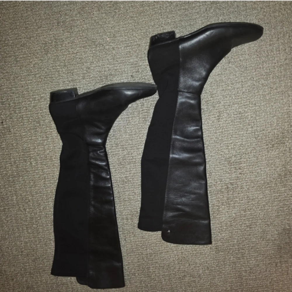 Vince Camuto Elegant Black Over-the-Knee Boots